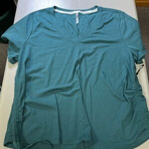 NWT Calvin Klein Performance v neck top green- blue color.